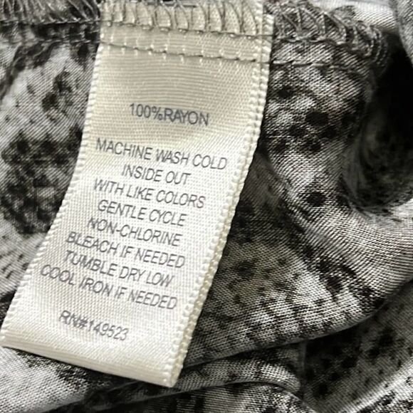 ALEXANDER JORDAN ANIMAL PRINT BLOUSE M - Picture 5 of 5